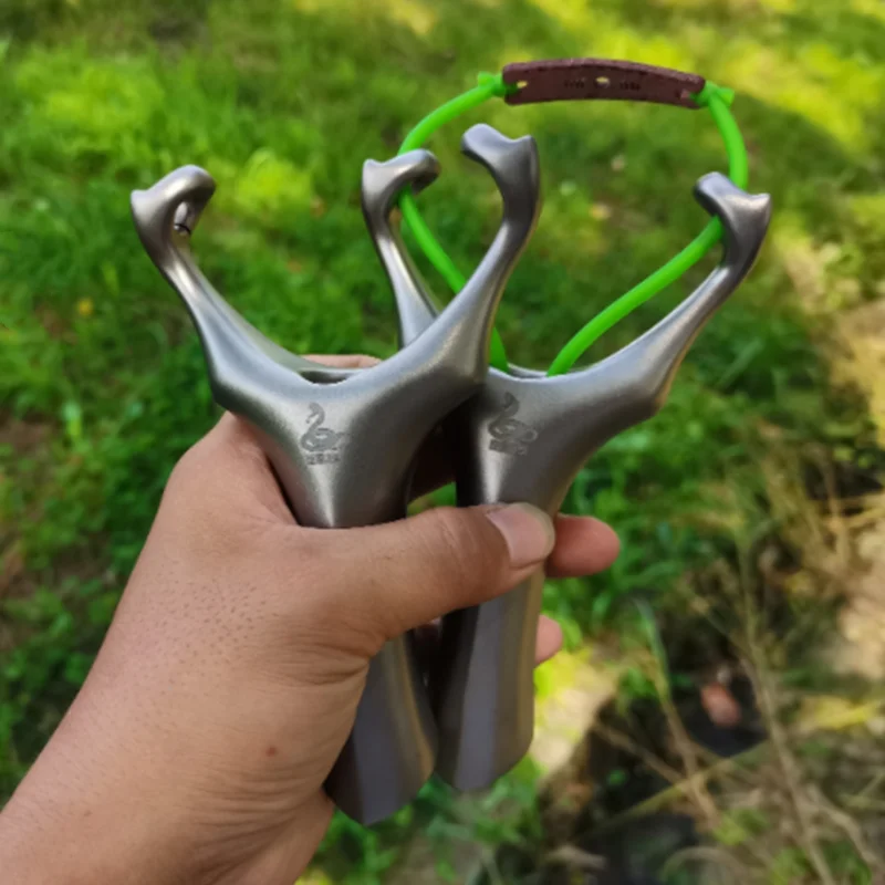 Powerful TC21 Titanium Alloy Slingshot Round Rubber Band Hunting