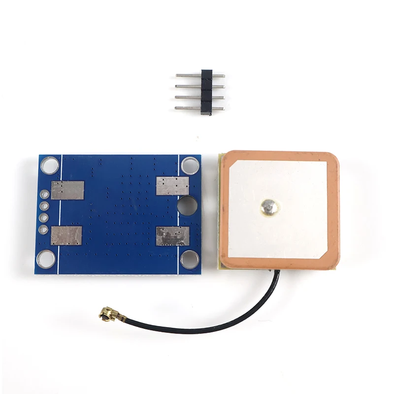 Module GPS pour drone NEO-6M M10 installé sur un drone