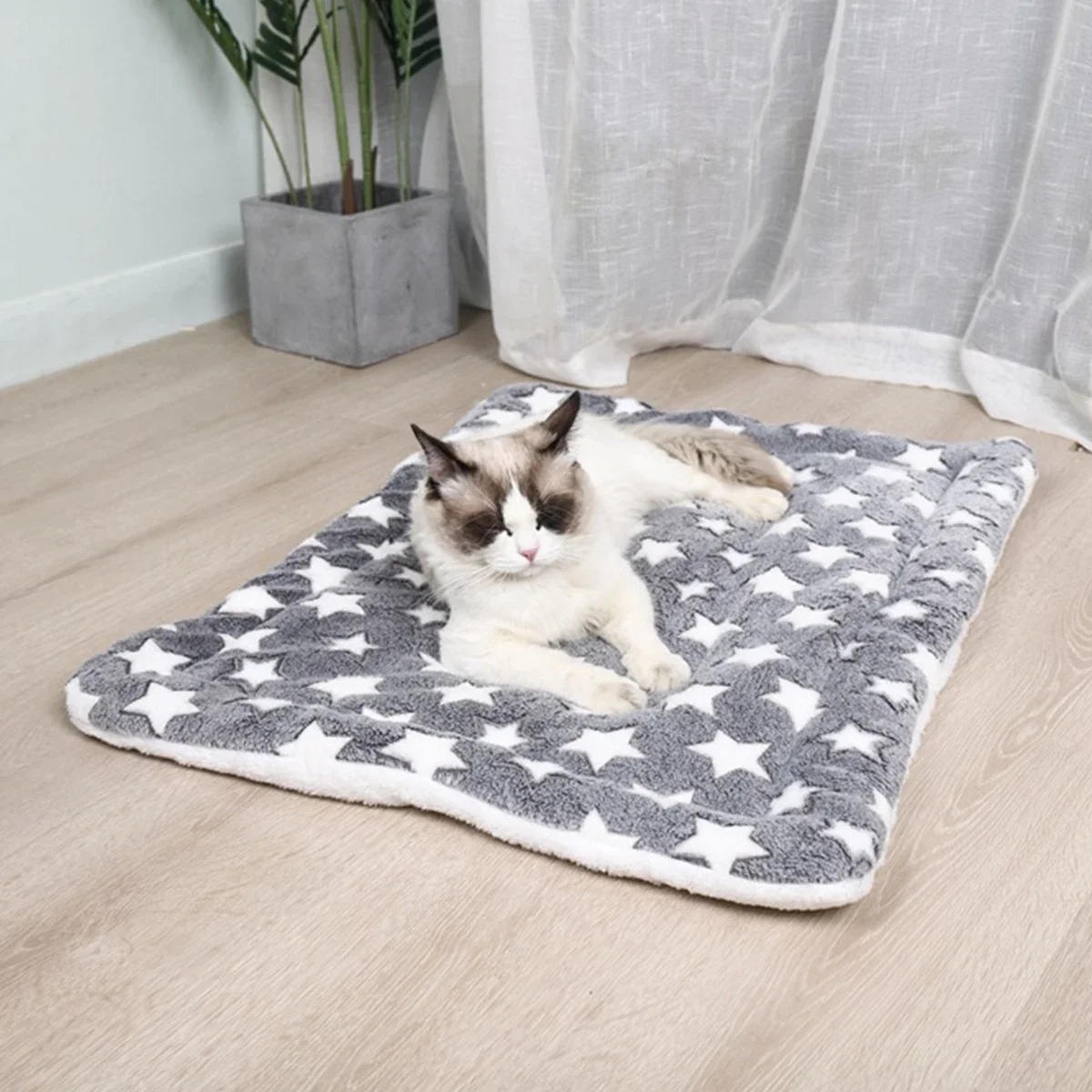 Flannel Pet Bed Mat 2