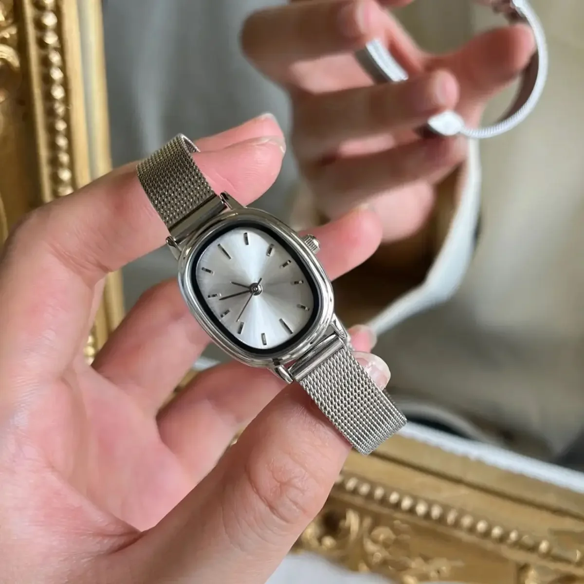 MAYZHISU Fashion Women's Watches Mesh Alloy Strap Luxury Ladies Quartz Wristwatches Qualities Female Roman Scale Clock