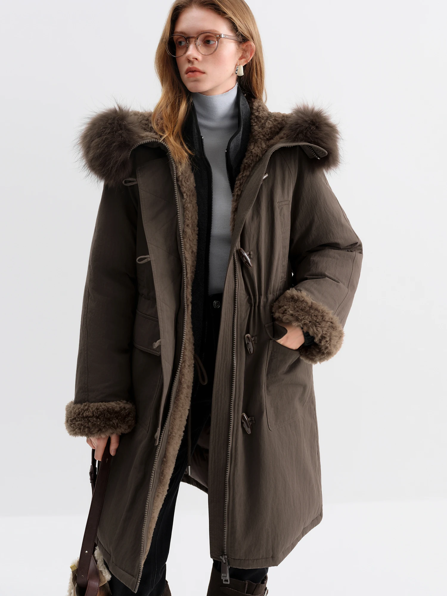 FSLE Women's Fur-Lined Down Parka with Wool Blending Mid-Length Winter Jacket for 2025 Winter New Arrival Long Hooded Jacket