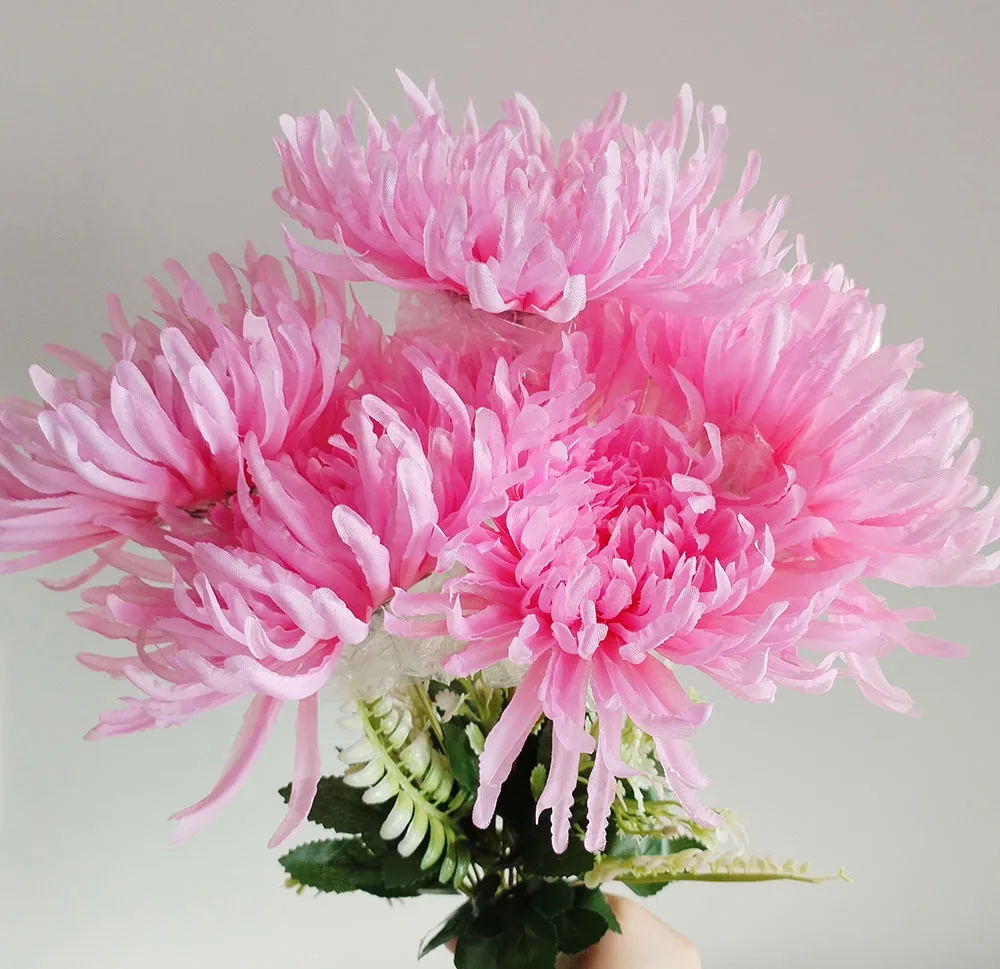 Künstliche Blumen, Chrysanthemensträuße, 7-köpfige Seidenblume für Hochzeit, Schreibtisch, Zuhause, Party, DIY, Dekoration, gefälschte Rosen, Blumenarrangements