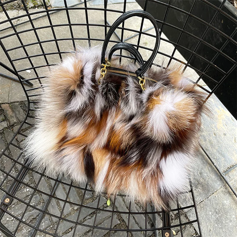 Women's Fashion Designer Fur Bag 2023 New Women's Luxury Fox Fur Handbag Women's Wedding Party Bag Shoulder Foreskin Grass