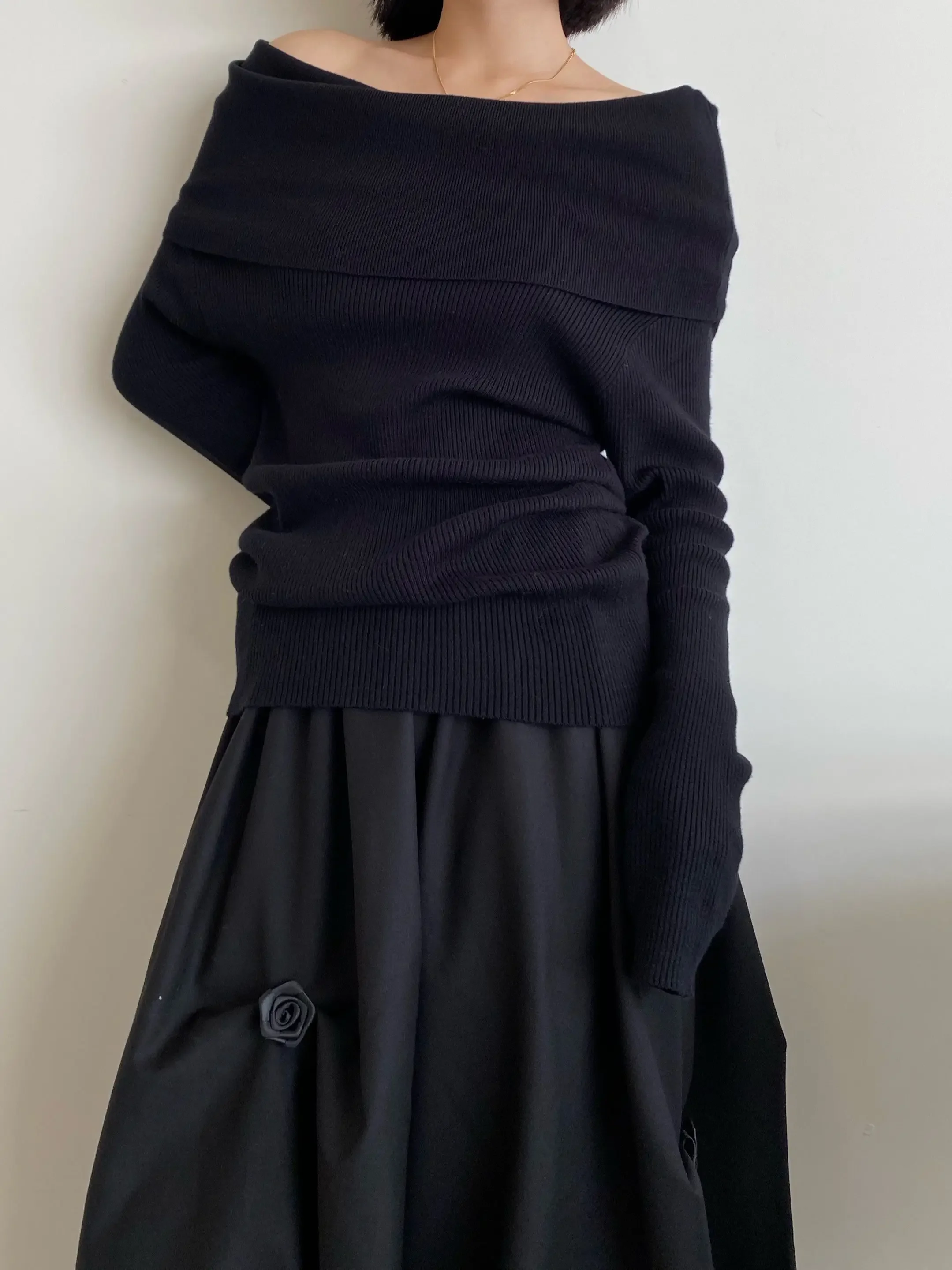 Autumn Winter Off Shoulder Women Sweaters Elegant Vintage Knitted Solid Jumper High Stretch Top Soft Chic Pullovers 2025 6