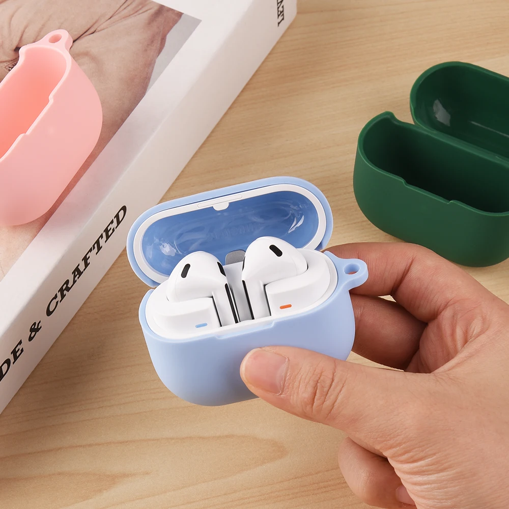 Silicone Shockproof Dust-Proof Earbuds Case with Keychain