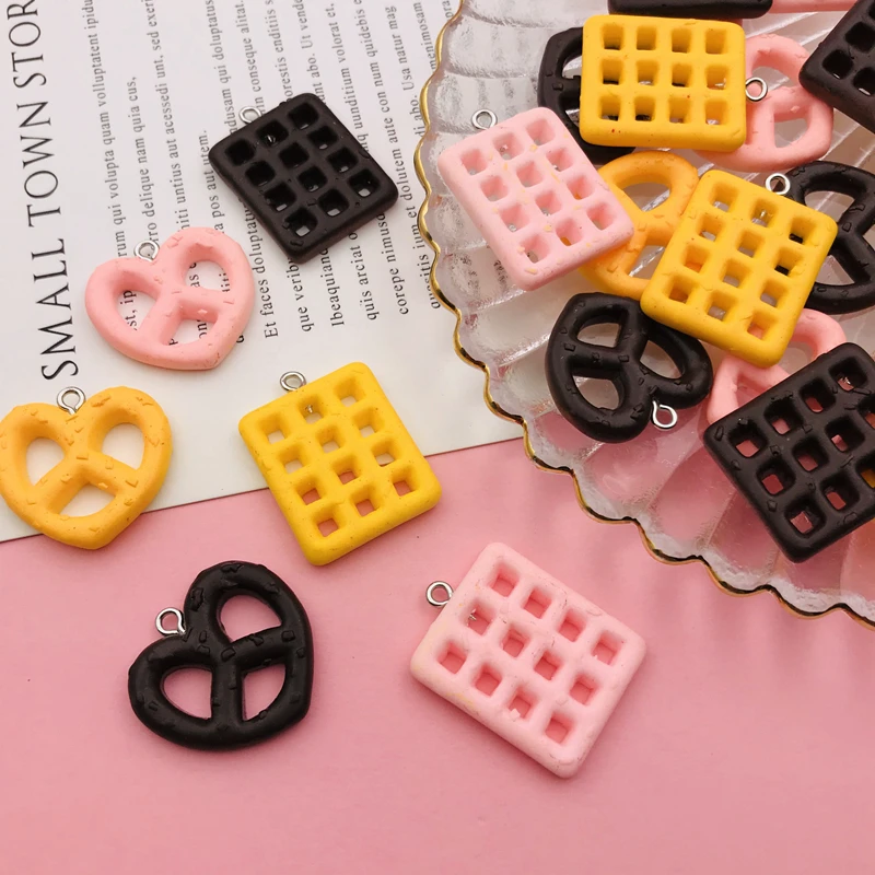 30Pcs/Set Mini Kawaii Mix Resin Food Charms Necklace Donut Cake Ice Cream Pendant for DIY Decoration