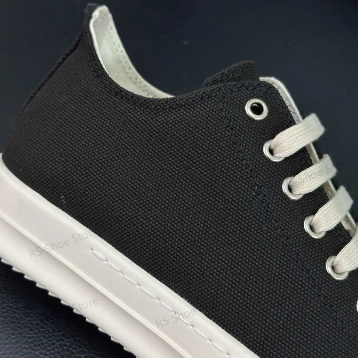 Ro Classic Design Men Sneaker Low Top Shoe Women Black Canvas Casual Shoes Versatile Lace Up Retro Waxed Canvas Flat Sneakers 3