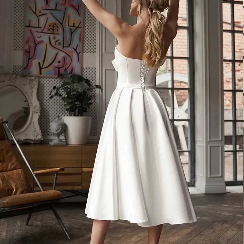 Elegant Princess A crystal luxury wedding dress sexy short V-neck strapless backless romantic beach garden bridal party dress