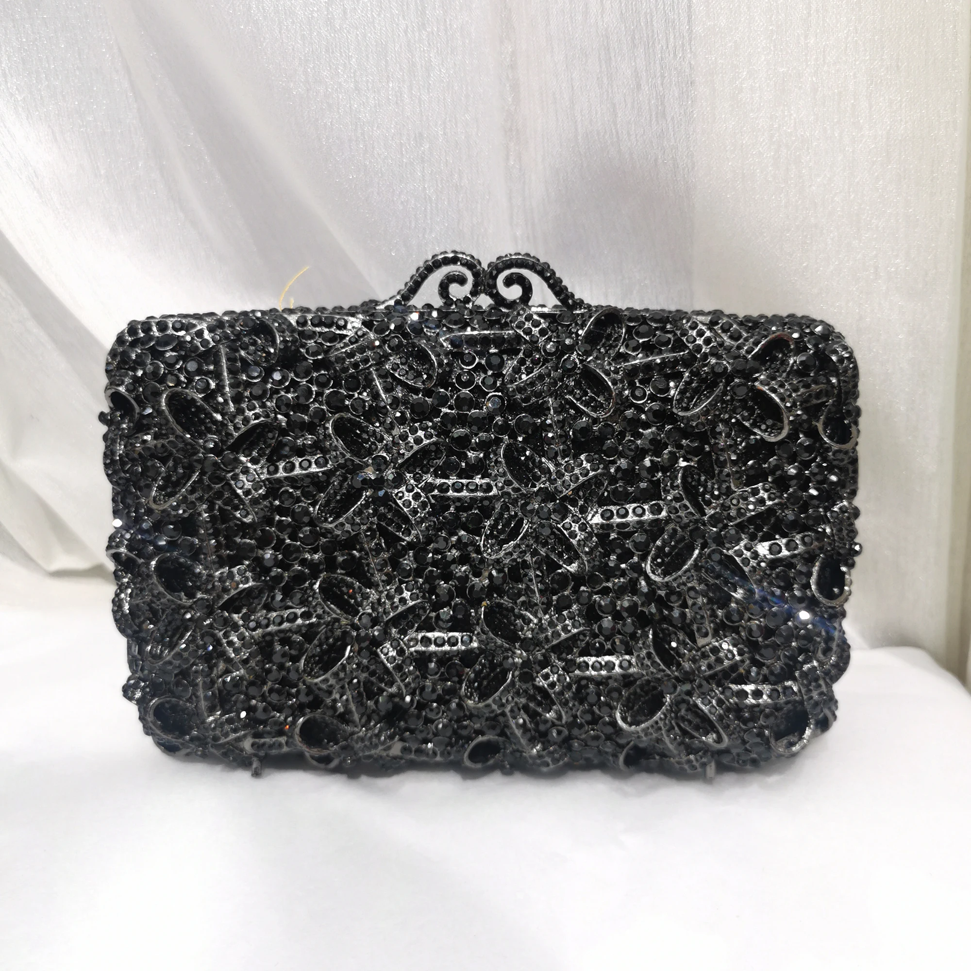 DUCHESS Women's Girl's Pearl Box Clutch for Wedding with Pearl Handle (Black)  : Amazon.in: Fashion
