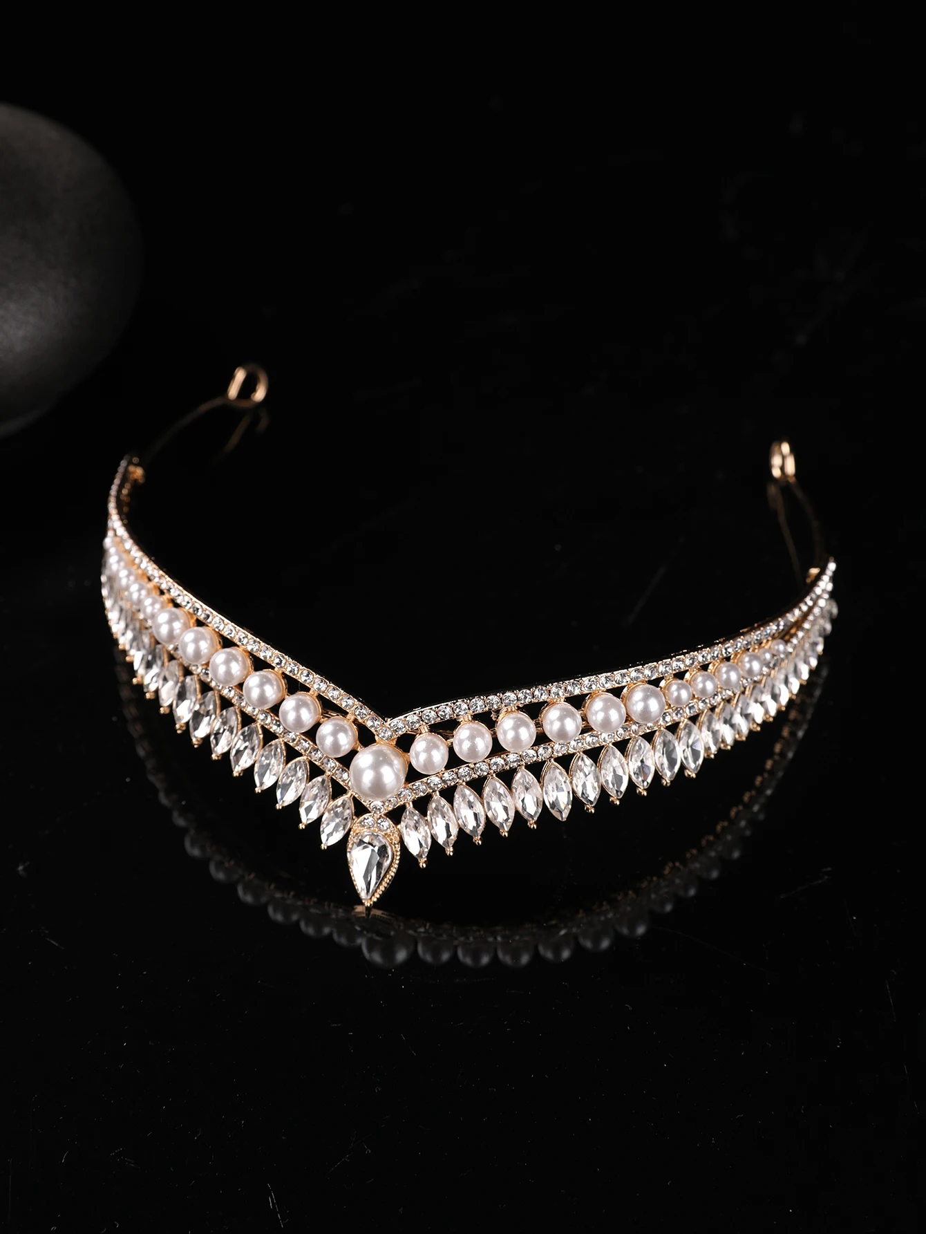 Perlen- und Strass-Brautkrone im Europäischen Palast-Stil, Luxuriöses Haaraccessoire für Hochzeiten und Festlichkeiten – Detail 12