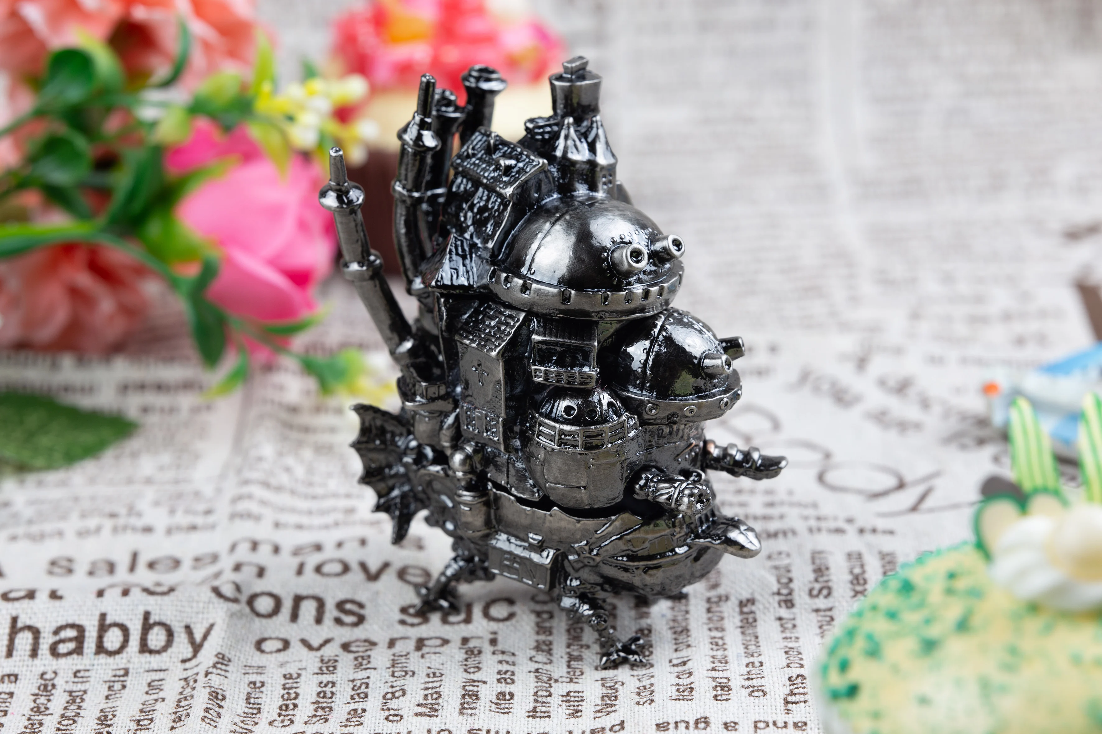 Details about   Howl's Moving Castle Metal Model Pattern Alloy Figure Figurine Display N 