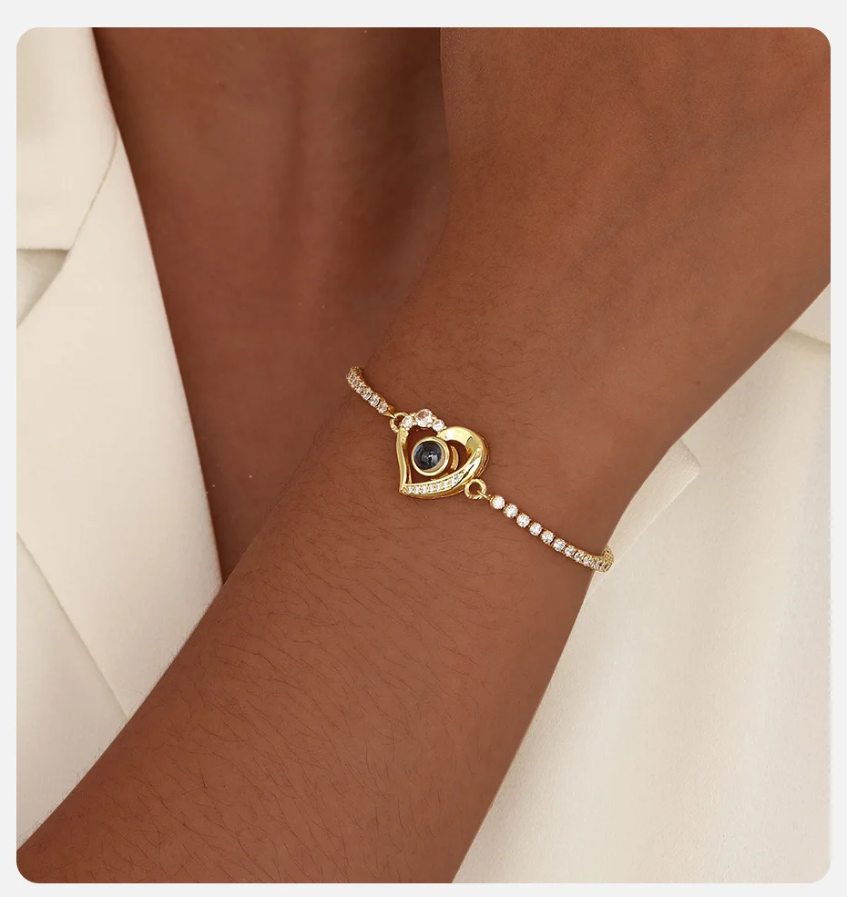 Vnox Individuelle Fotoarmbänder für Ehefrau, Freundin, personalisiertes Fotoprojektionsarmband mit Bild im Inneren, Weihnachtsgeschenk für Frauen – Detail 2