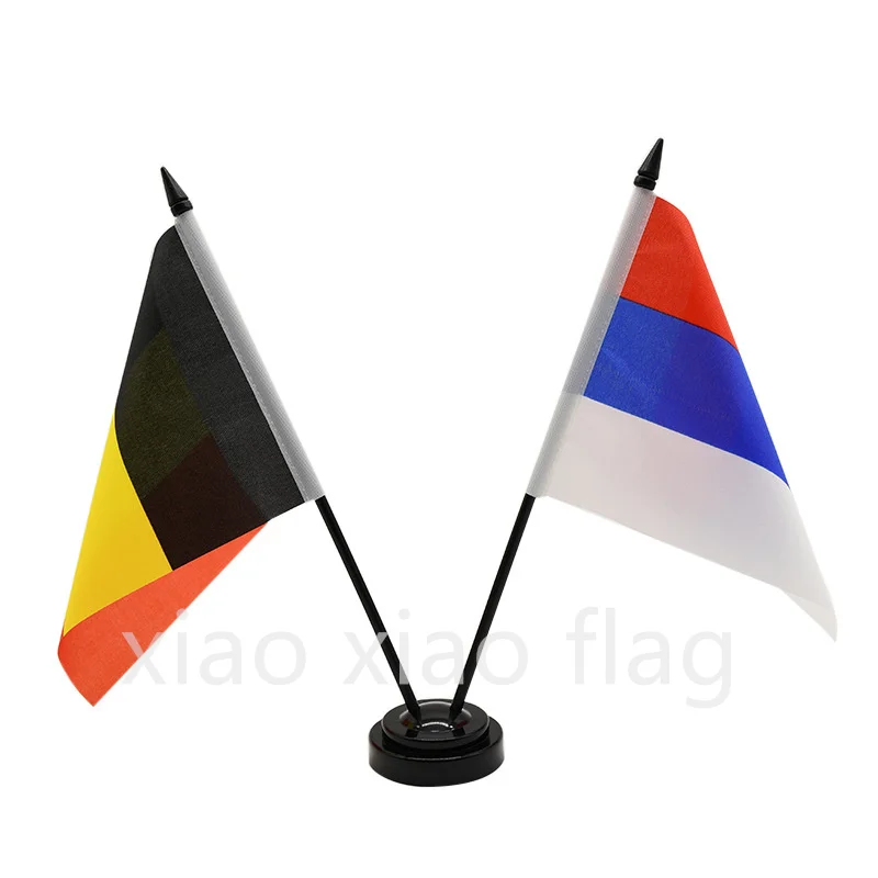 Groß- und Einzelhandel schwarzer Kunststoff-Tischfahnenmast mit 14 * 21 cm kleiner Flagge – Detail 3