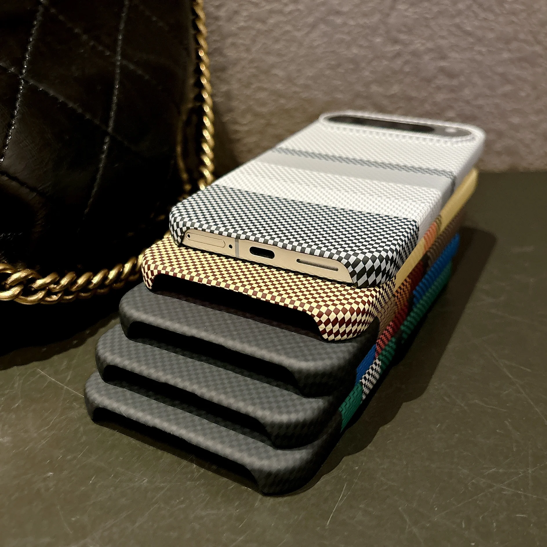 Magsafe Magnetic Kevlar Carbon Fibre Texture Slim Frameless Cooling Case