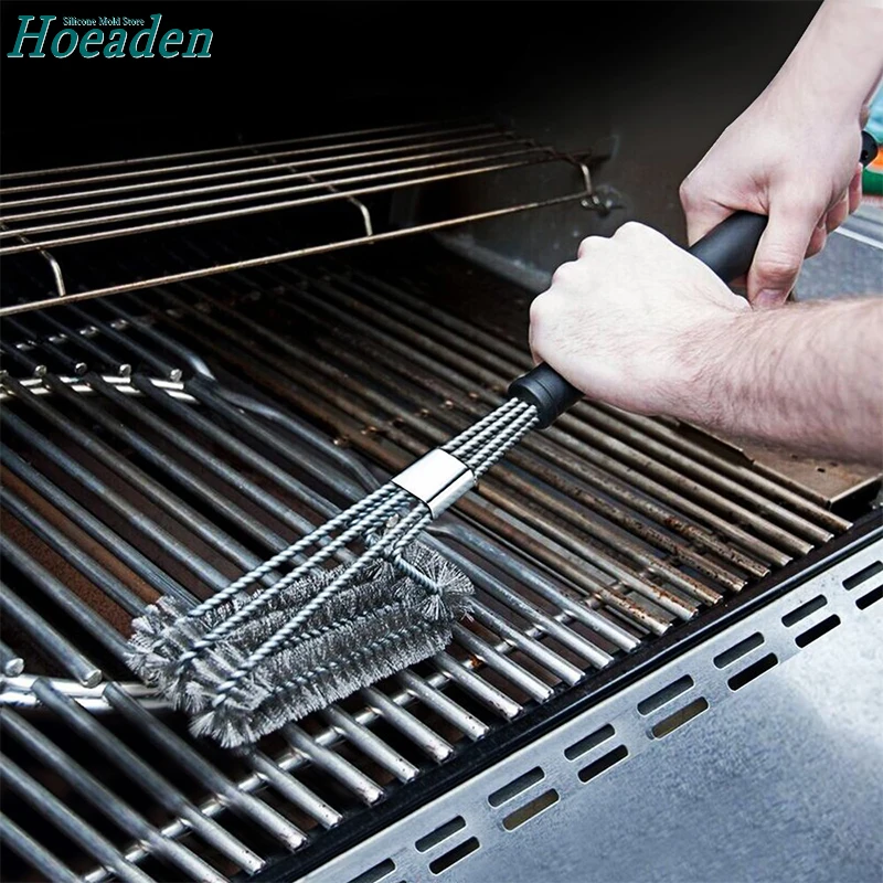 BBQ Grill Brush and Scraper Barbecue Kit Cleaning Brush Stainless Steel Tools Wire Bristles Triangle BBQ Cleaning Supplies