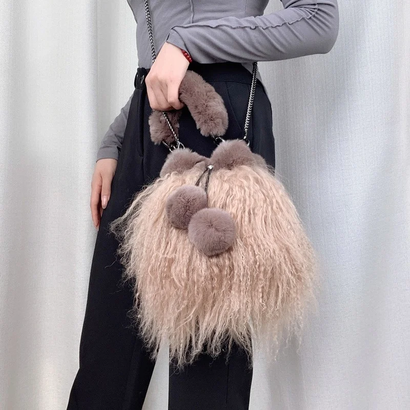 Ladies New Solid Color Fur Bag Beach Wool Fur Spliced Rabbit Hair Tote Bag Temperament Ladies Large Capacity Bucket Bag