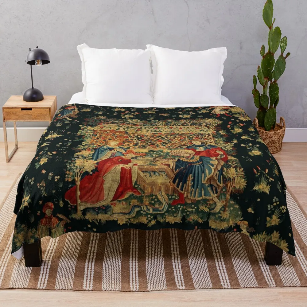 Falcons Bath Rosso Blu Antico Arazzo Medievale, Figure Corte, Uccelli, Fiori, Rose Traliccio Coperta Da Letto Plaid