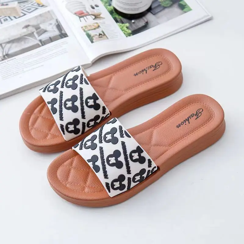 

Ms sandals and slippers are worn outside in summer. In 2023, the new fashion outdoor explosions online celebrity comfortable sli