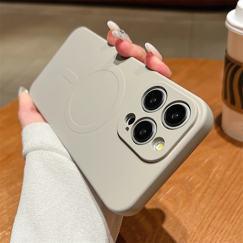 Magnetic Shockproof Liquid Silicone Wireless Charging Case