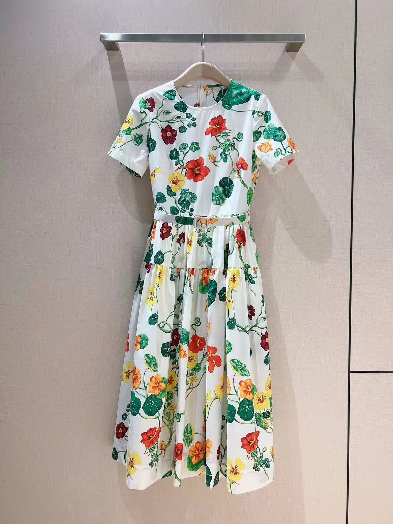 

High Quality 2023 Summer Women Fashion Runway Sexy Holiday Midi Flowers Print Dress Sexy Printed Ladies Slim Hot Sale Dresses