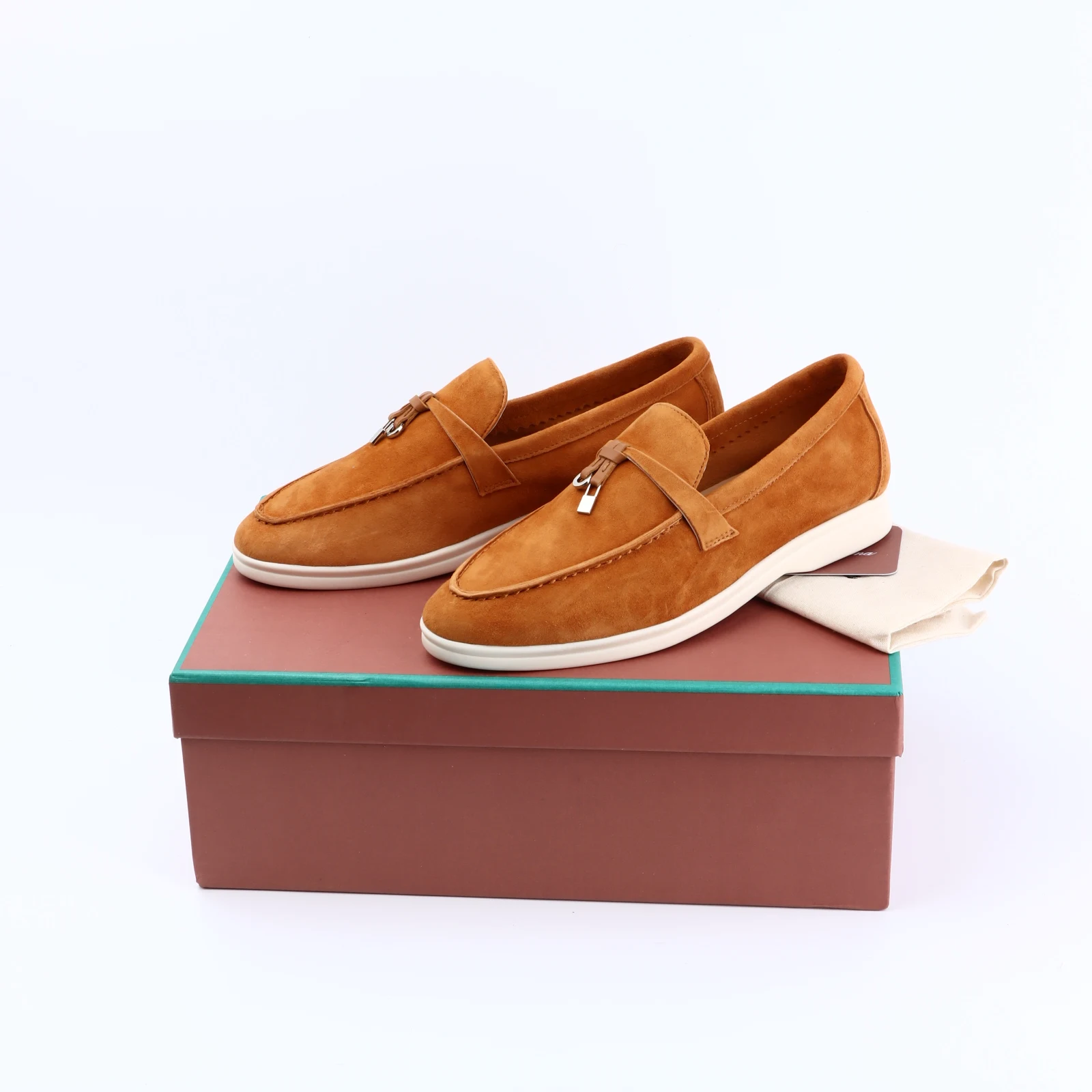 

Luxury Shoes For Women 2023 Summer Charms Walk Loafers Suede Leather Designer Flats Beige Slip-On Round Toe Soft Casual Shoes