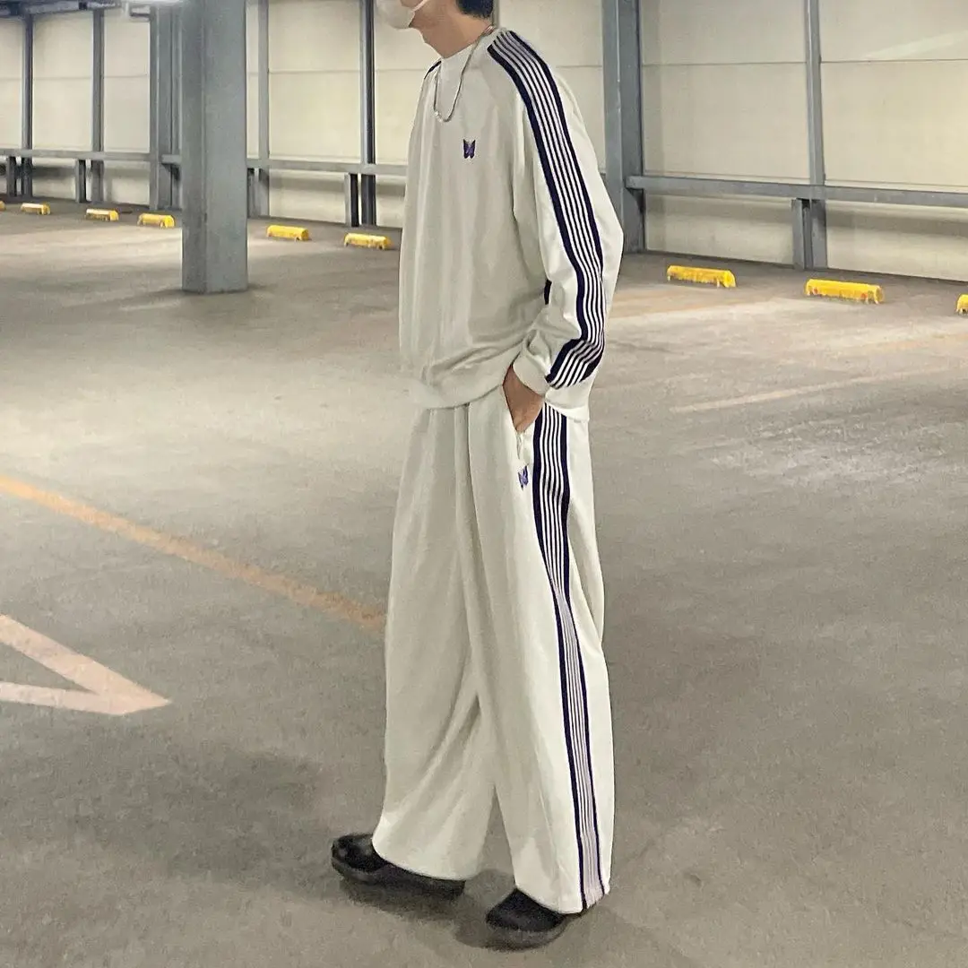 Description Picture 5 of item2024 Oversize White Wide Leg Pants Men Women Blue Embroidered Butterfly Pants Classic Knitted Edge Japan Harajuku Trousers