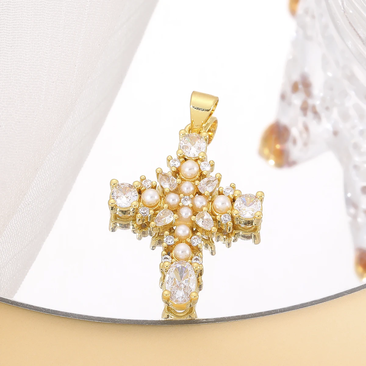 Luxury Zirconia Christian Cross Charms 18k Gold Plated Religious Talisman Crosses Pendants Charms for Jewelry Making Supplies