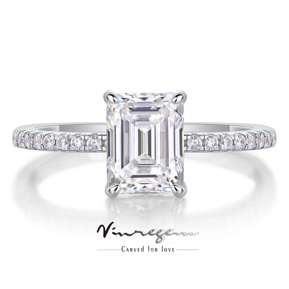 

Vinregem 3EX VVS1 D Color Emerald Cut 6*8 MM Real Moissanite Diamond Engagement Ring for Women 100% 925 Sterling Silver Jewelry