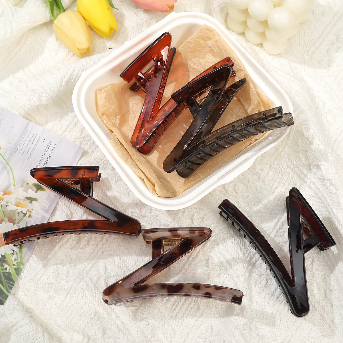 Women High-end Hair Claw Korean Temperament Hair Clips Hair Crab Fashion Ladies Hairpin Hair Claw Headwear Accessories Gift