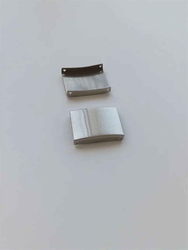 Adjustable Metal Watch Band Extender with Secure Clasp, 10mm-22mm Width