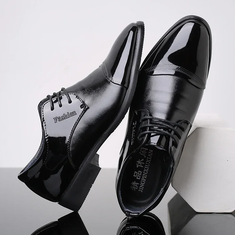 High Quality Formal Leather Men Dress Shoes Breathable Mens Casual Shoes Italian Luxury Brand Lace-Up Non-slip Men Driving