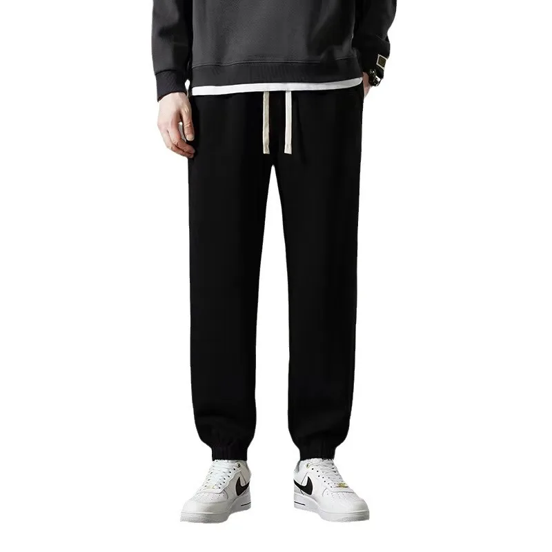 Black [no velvet] rubber band