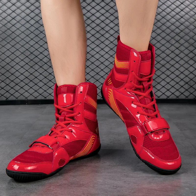 Men Boxing Boots Unisex High Top Comfortable Outdoor Fighting Sneaker Training Wrestling Shoes Men Professional Boxing Shoes