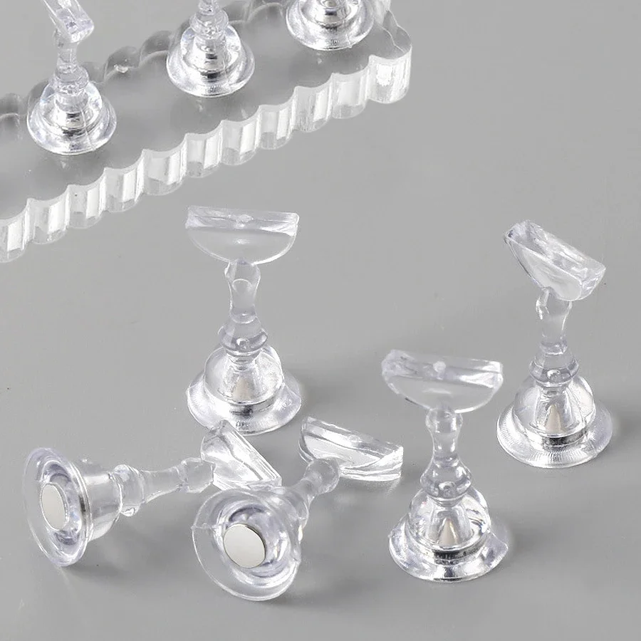 10Pcs Transparent Plastic Nail Stand Tips Holders Chess Shaped DIY Magnetic Training Practice Display Manicure Nail Tool