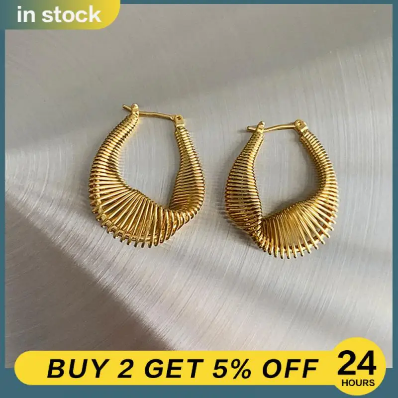 Geometric Stud Earrings Fashion Imitation Pearl Heart Dangle Earrings Women Vintage Drop Earrings Girl Jewelry Gift