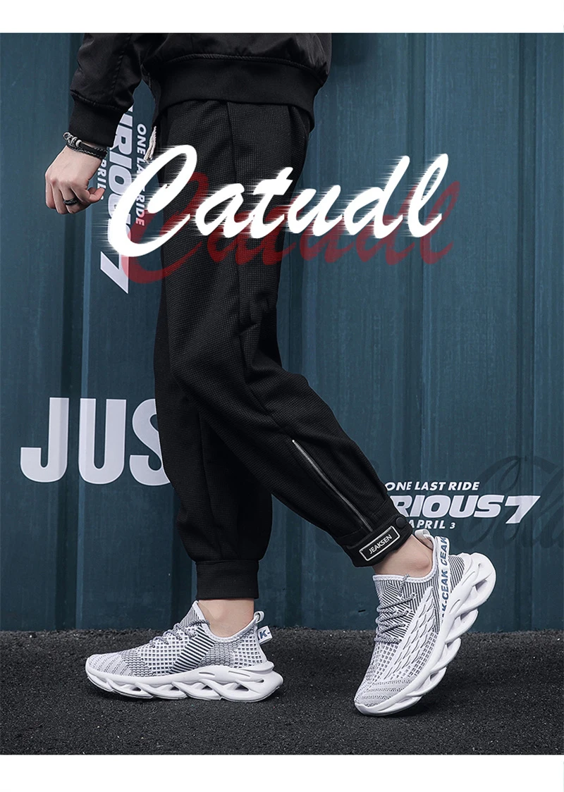 Step into comfort & style—shop these ultralight sports shoes today-1