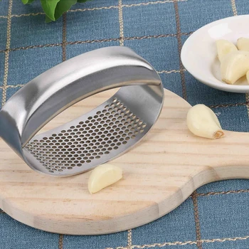 1 pcs 304 Stainless Steel Garlic Press Household Garlic Masher Kitchen Garlic Grinder Garlic Press Kitchen Accessories Tool