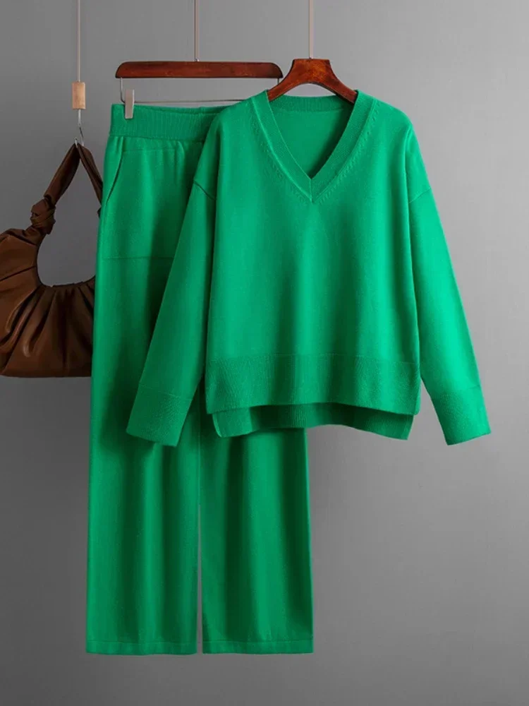 Рисунок 5 - Женский трикотажный костюм из 2 предметов