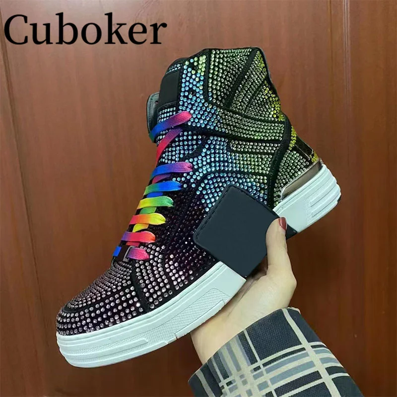 

Роскошные брендовые Дизайнерские мужские высокие кроссовки со стразами, повседневная обувь на толстой резиновой подошве со шнуровкой для мужчин и женщин