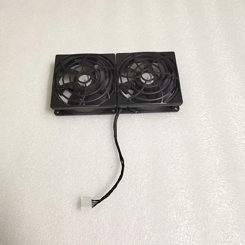 

Two sets of 644315-001 rear fans for the Z620 Z820 workstation chassis