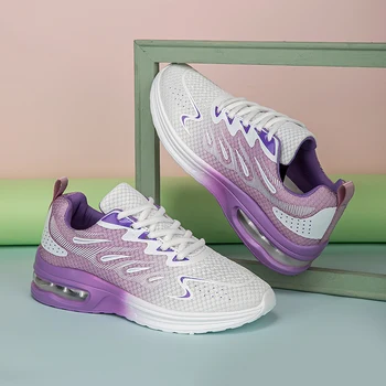 2025 Scarpe da corsa da donna per uomo nuovo arrivato Comfort Sneakers unisex estive traspiranti Moda pratiche scarpe casual ultraleggere 1