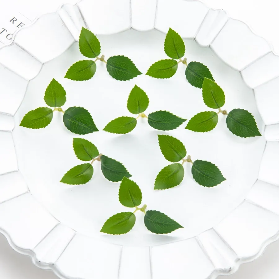 

50Pcs Fake Plants Silk Tea Leaf Scrapbooking Accessories Diy Candy Box Wedding Christmas Home Decor Rose Leaf Artificial Flowers