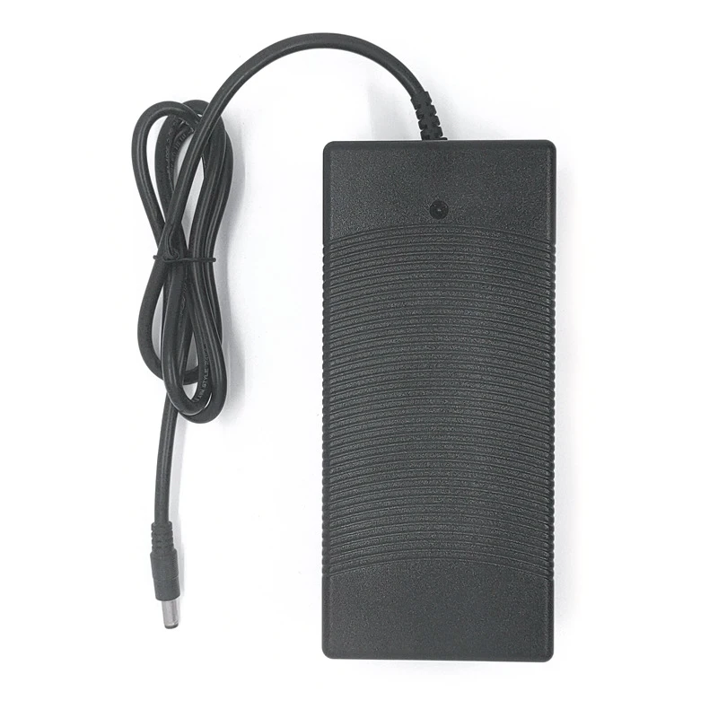 Fuente De Alimentación Delta Dps10 10 Amperes 12-13.8v Ac/dc