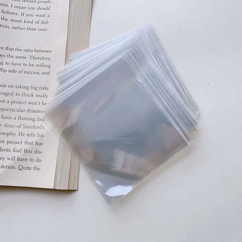 Confezione da 100 biglietti di carta adesivi per collane, bracciali, cavigliere, anelli per capelli, etichette per gioielli (10 x 4 cm