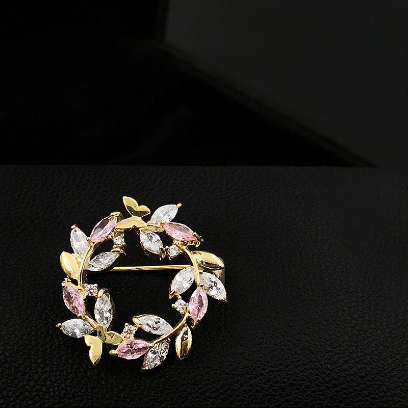 Colorful Garland Flower Brooch Women Suit Neckline Collar Pin High-End Corsage Anti-Exposure Buckle Small Ornament Jewelry 5569