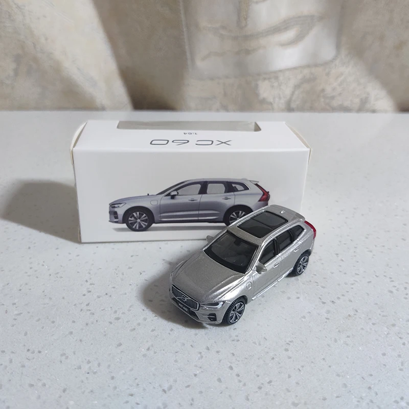 1:64 Scale XC90 S90 V90 XC40 C40 XC60 Vehicle Alloy Car Model Diecast Toy Collectible Ornament Souvenir Toys Cars 3