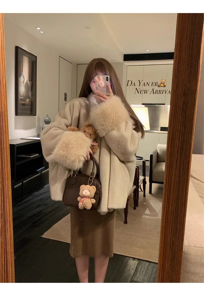 Mink Fur Coat Image 6