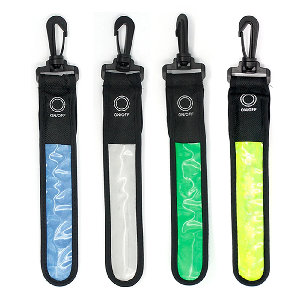4Pcs LED 깜박이는 빛 반사 펜던트 3 가지 모드 빛나는 반사 라이트 스트립 야간 달리기를위한 안전 반사판 펜던트