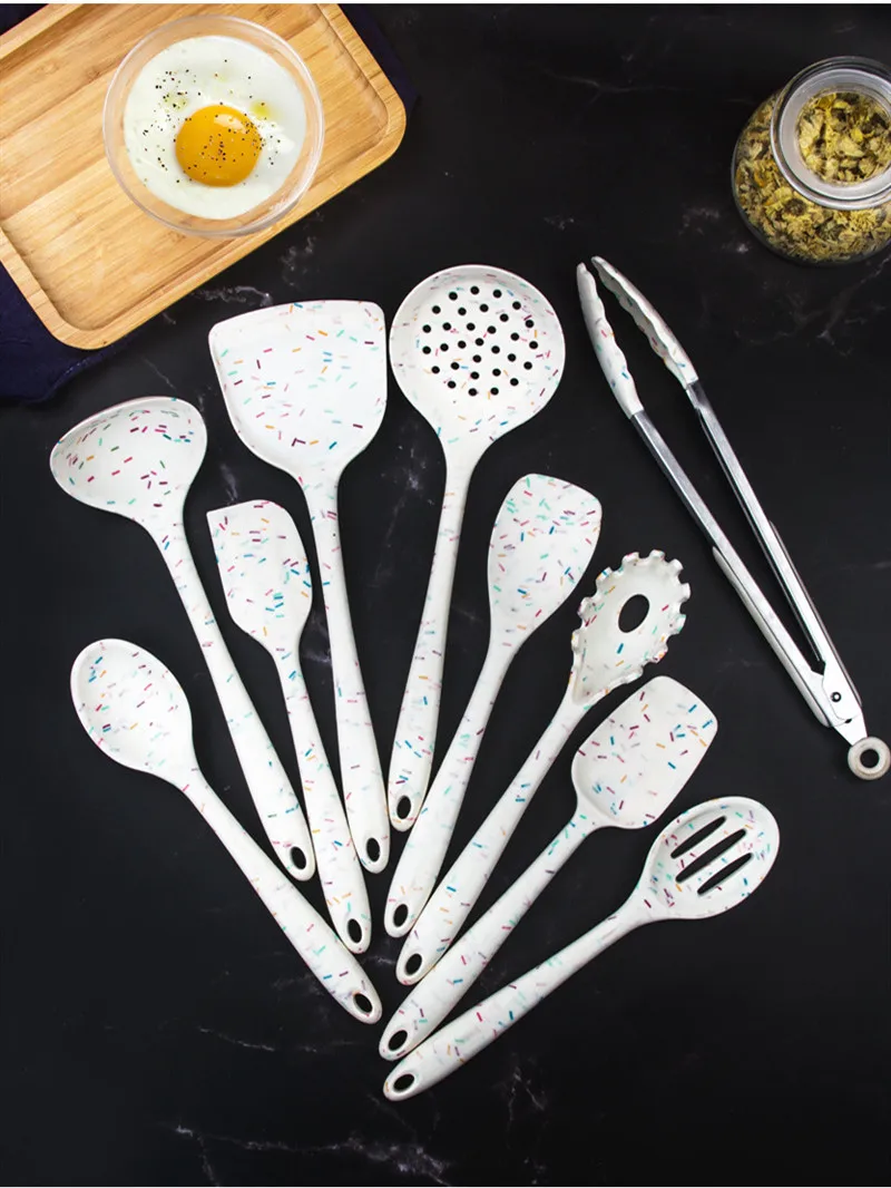 Kitchen Tools Non-stick Spatula Silicone Shovel Heat Resistant Cooking Ladel Colander Spoons Gadgets kitchen utensils