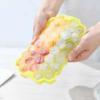 Kitchen Household Honeycomb Shape Ice Mold Tray Silicone Ice Cube Maker Molds Ice Cream Gadgets Accessories Supply Random Color 2